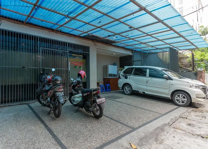 RedDoorz near Stasiun Juanda Jakarta